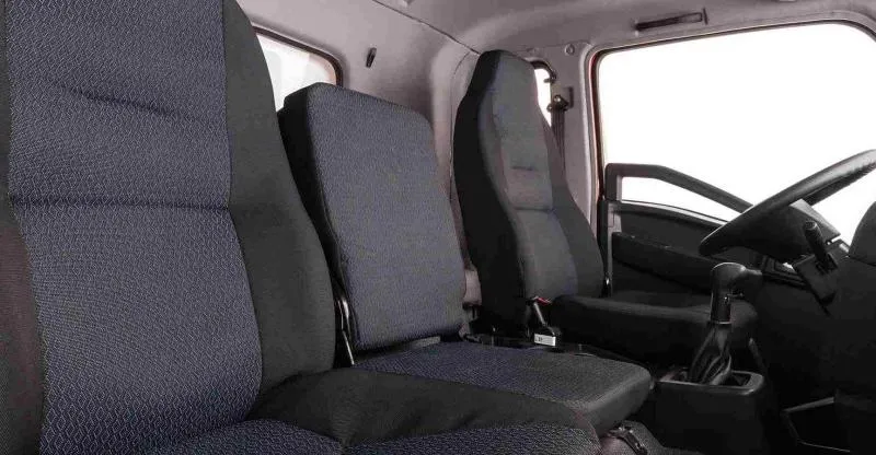 Camión de carga 4x2 camión ligero sinotruk 3t