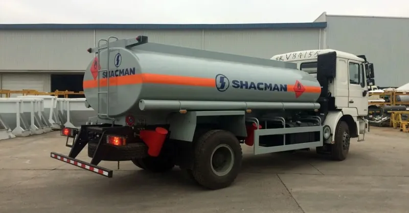 Oil Tanker Truck 4x2 Shacman F2000