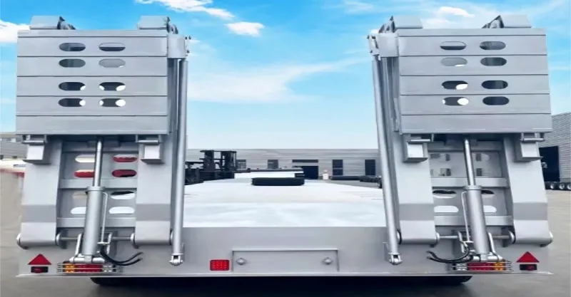 COOSNECK LowBoy Semi Truck Trailer
