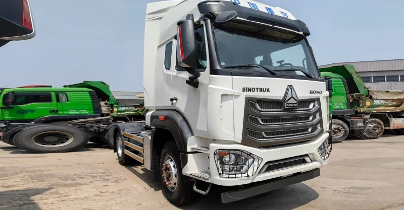 Tractor 4x2 Howo Nx Camión restaurado premium (NUEVO RESIDUO DE CAMIONES) USADO